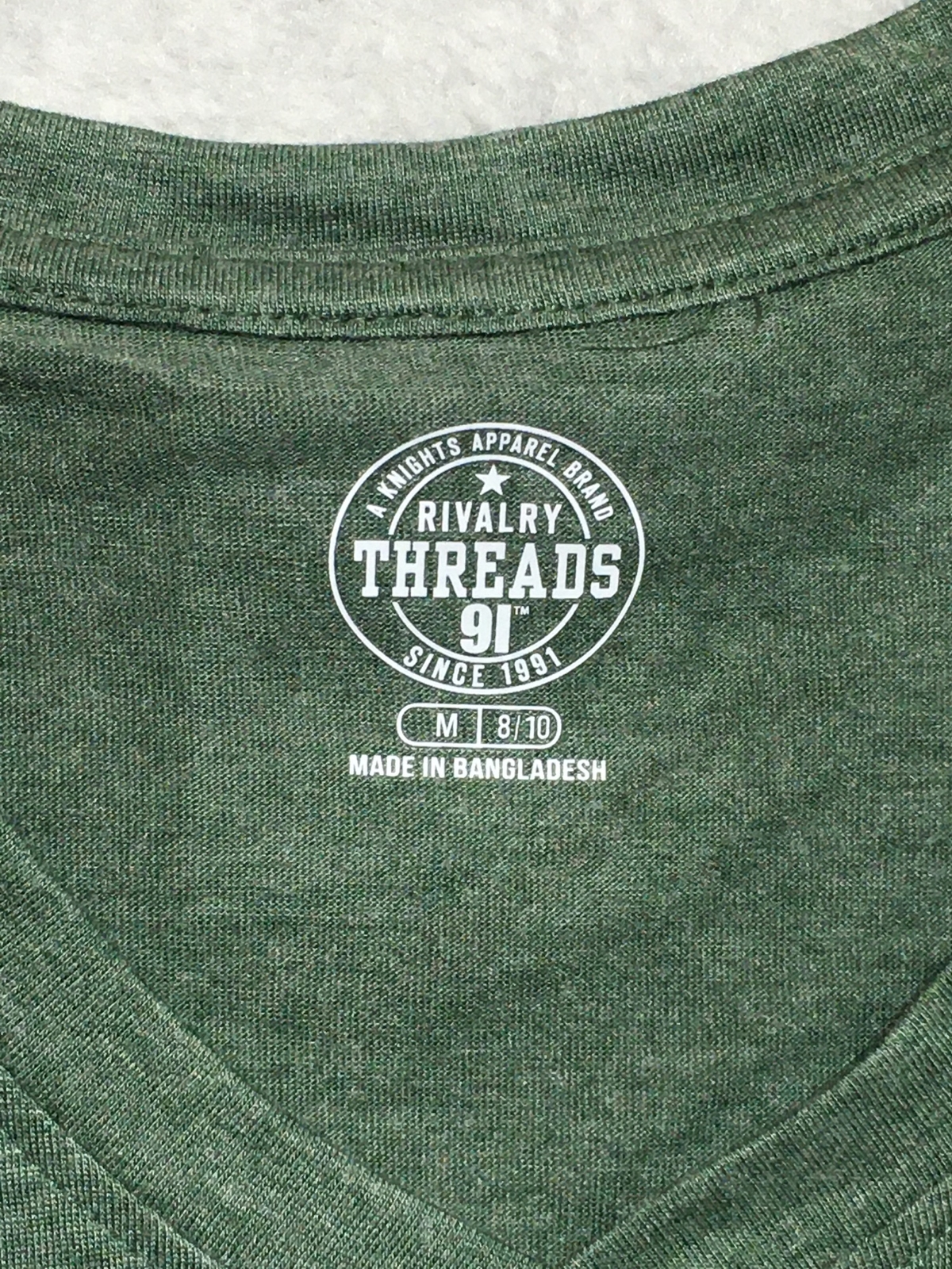 UNC Charlotte Forty-Niners Womens Medium 8/10 Shirt Green Short Sleeve V-neck