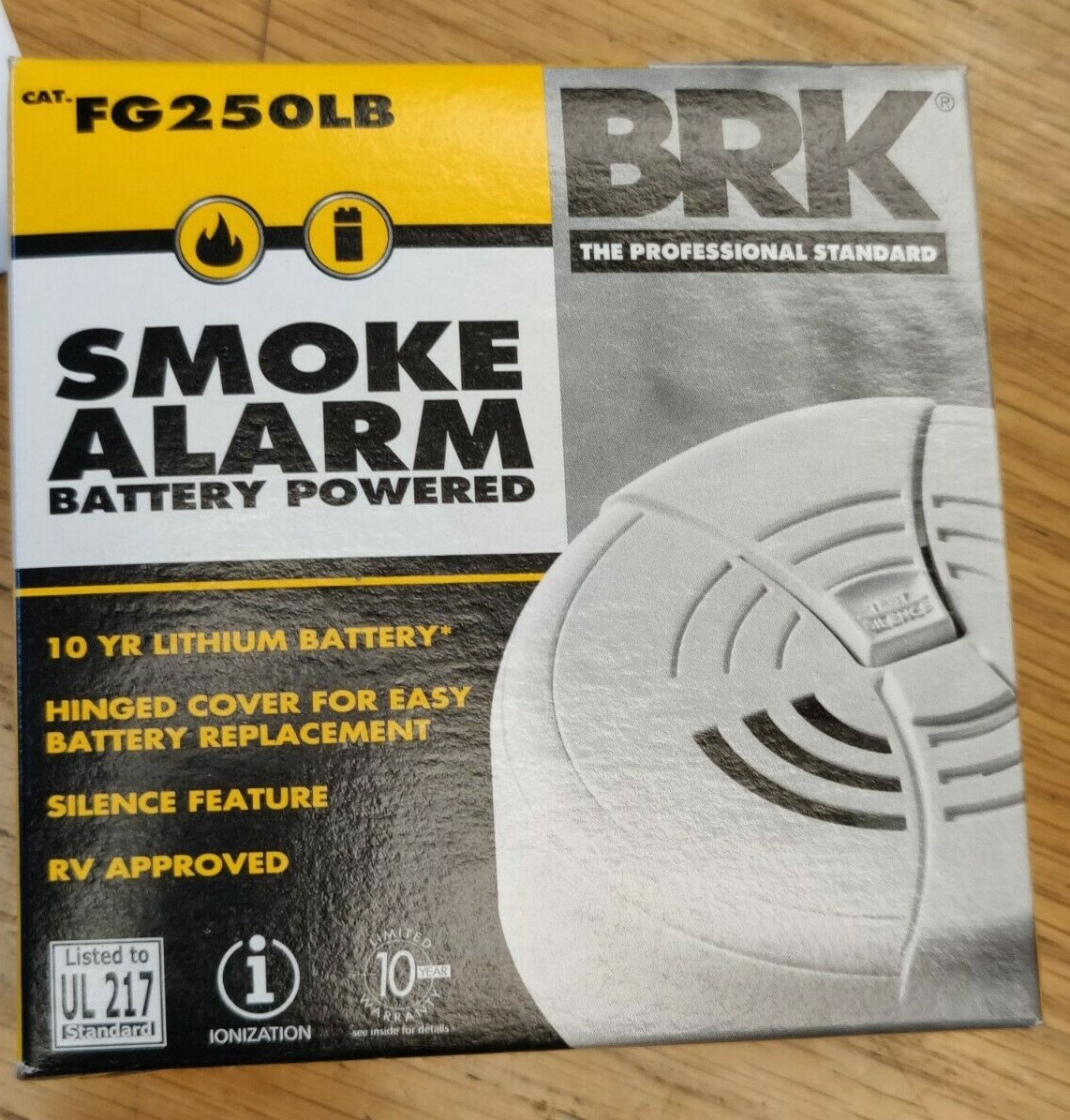 BRK FG250LB First Alert 9V Battery 10 year Lithium Battery  Ion Smoke Alarm
