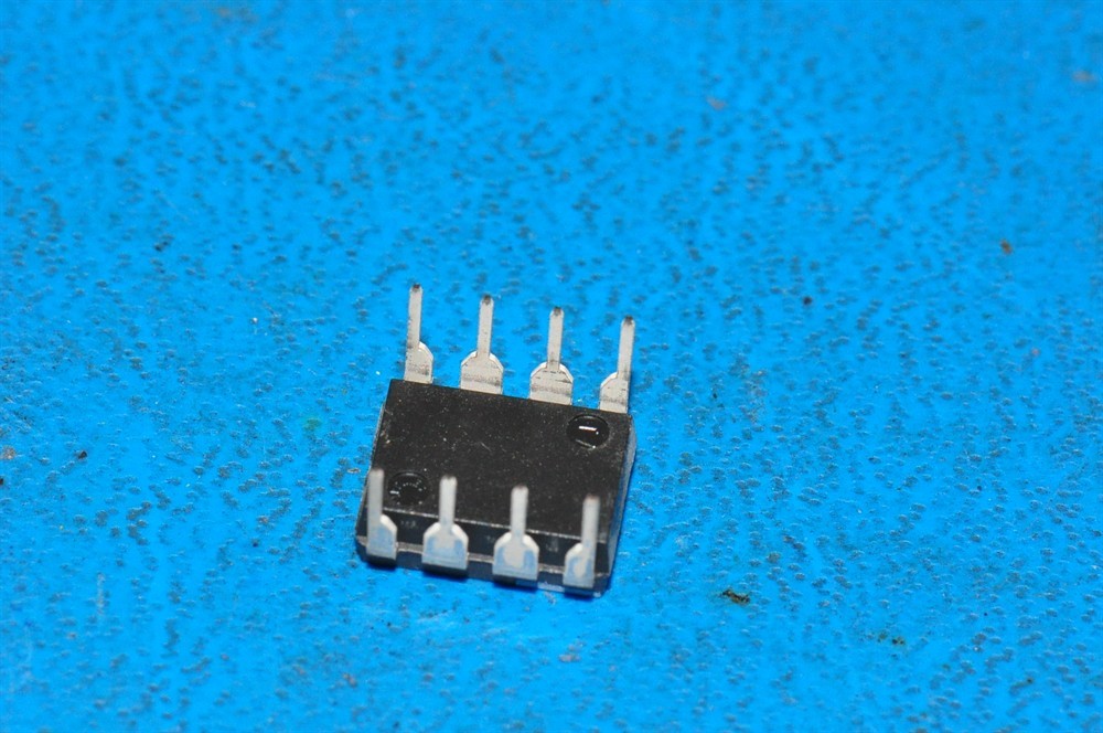 New (3pcs) AD621BN ANALOG DEVICES IC Linear