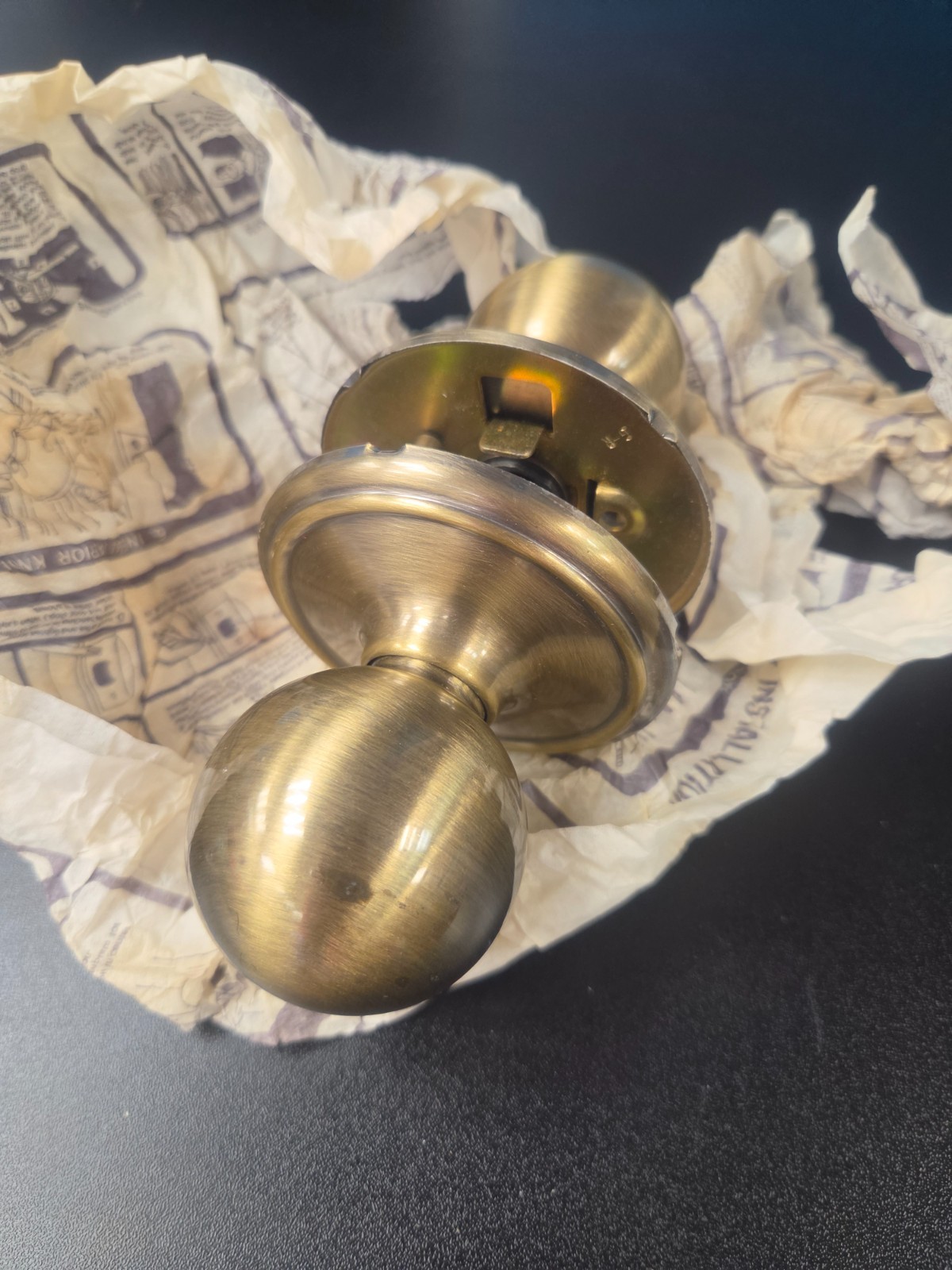 KWIKSET PASSAGE ECLIPSE ANTIQUE DOOR KNOB (DISCON.) - READ DETAILS BELOW