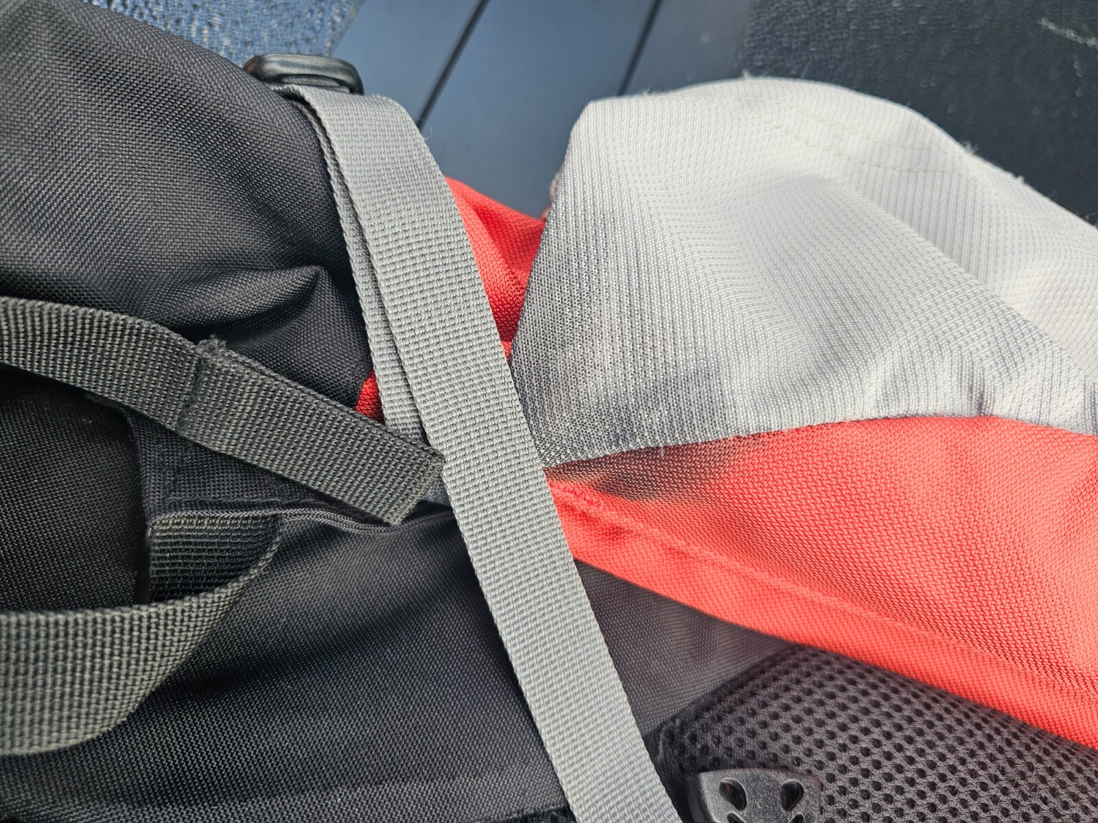 Cabelas Hiking Hydration Internal Frame Backpack CB26157 Orange Black Gray