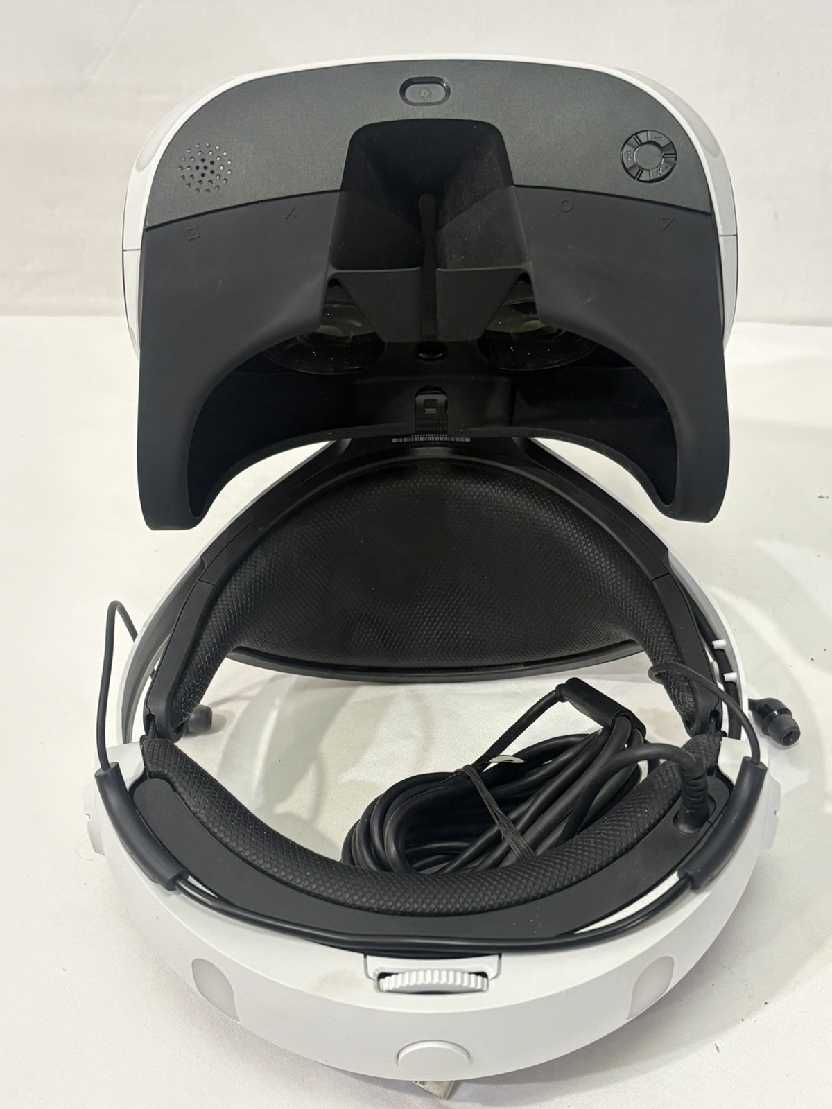 Sony PlayStation VR (PSVR) Starter Bundle - Headset, 2x Move Controllers, Camera