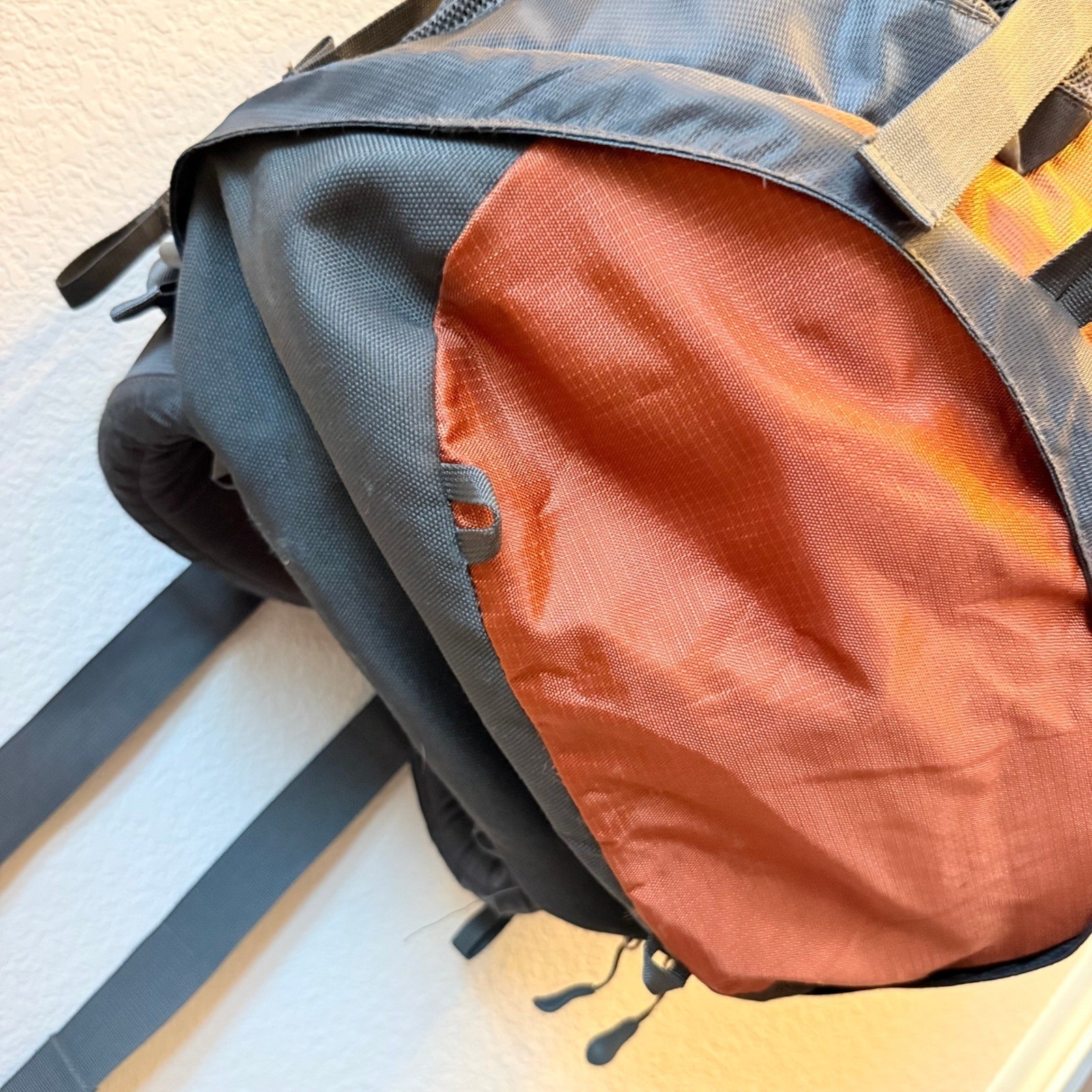 North Face Terra 65 65L Hiking Backpack Orange Gray Internal Frame Camping Pack