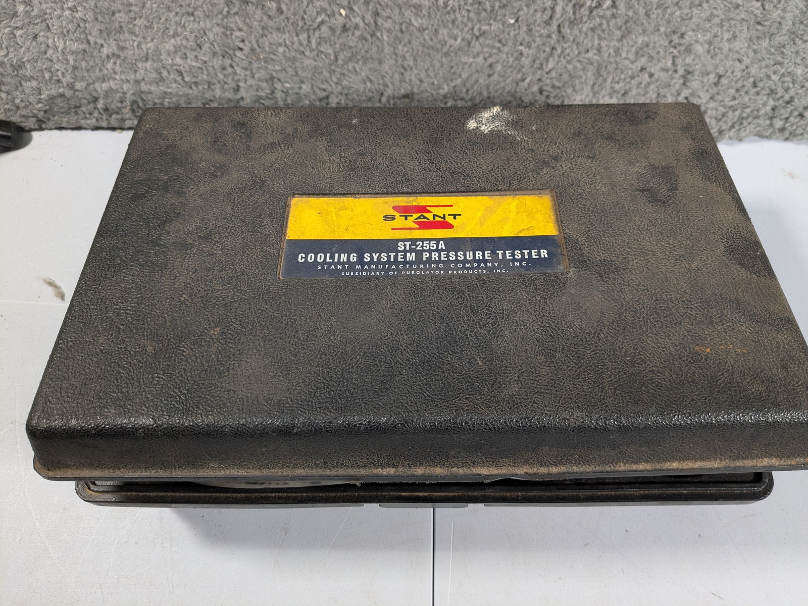 Stant ST-255A Cooling System Pressure Tester with Case & Manual