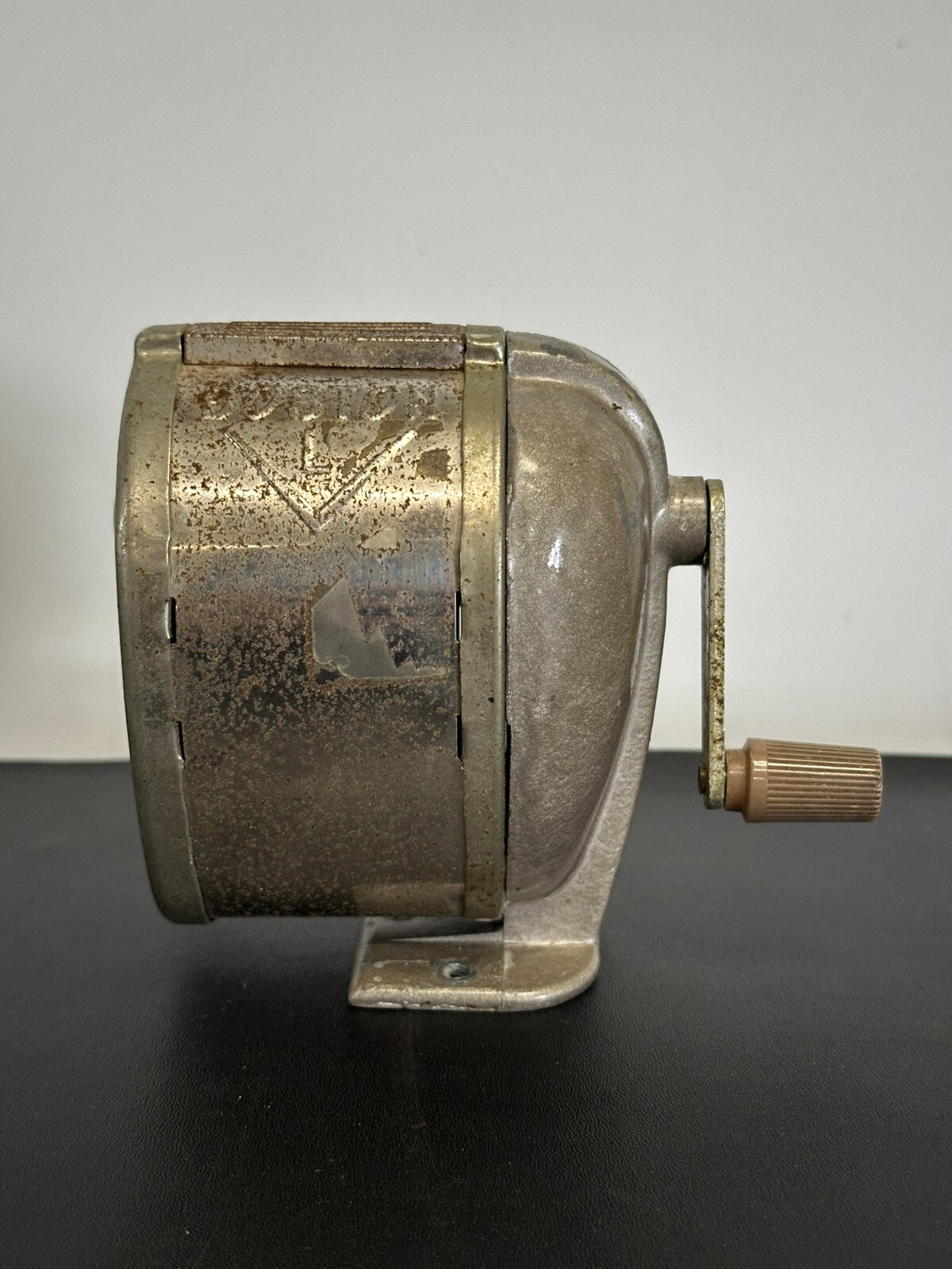 Vintage Boston Model L Single Hole Pencil Sharpener Wall/Desk Mount Working