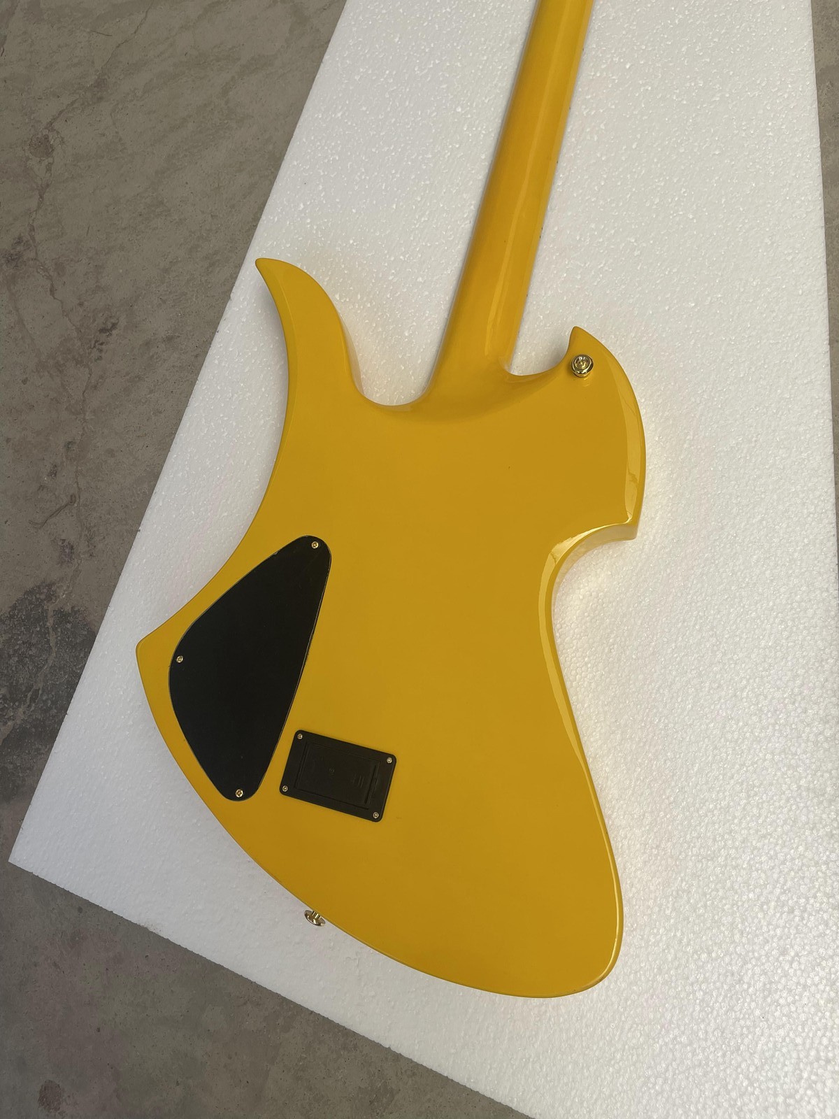 6 String Electric Guitar Yellow Graphic Custom Shape HH Pickup Maple Neck