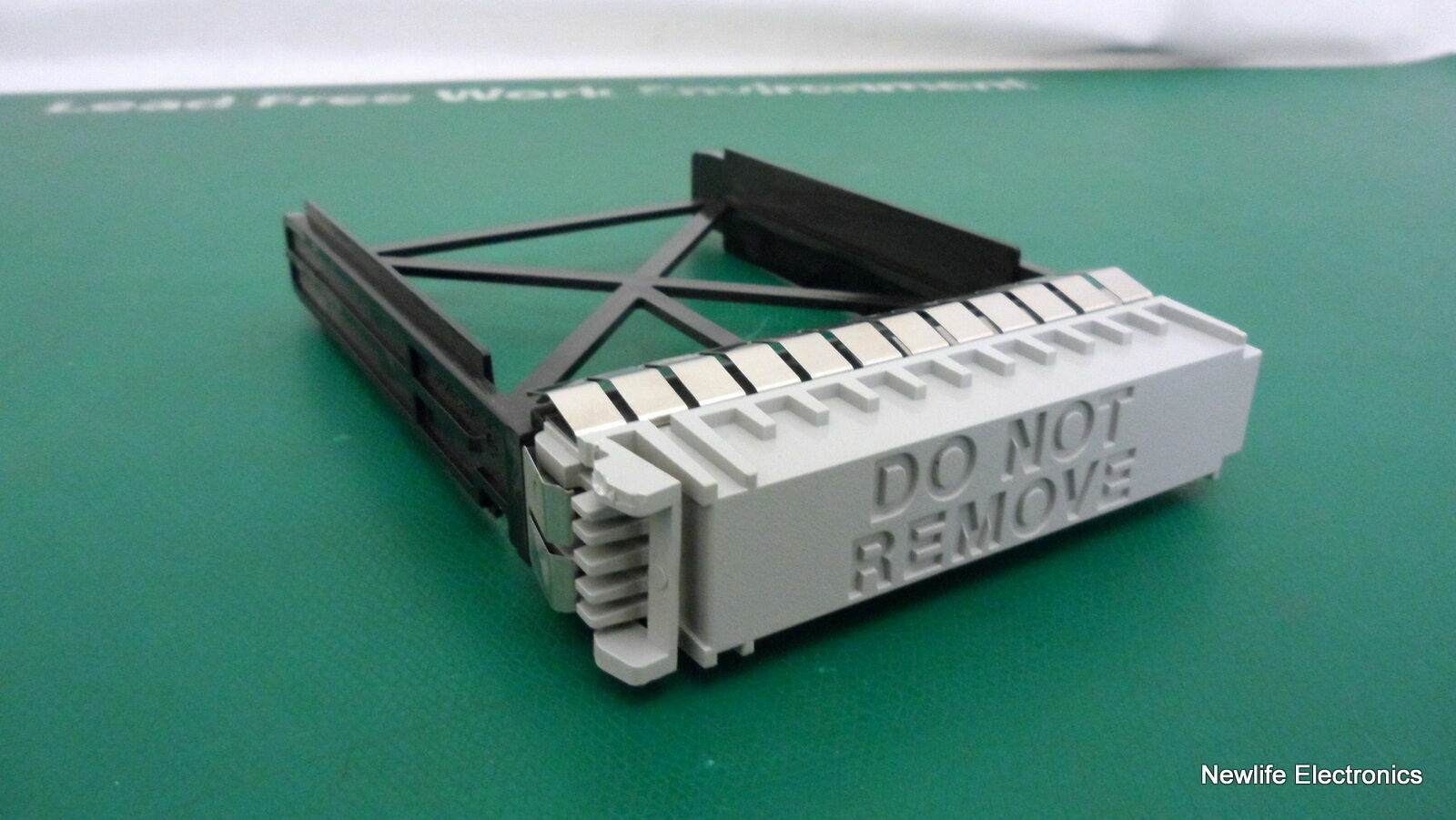 HP A6490-60001 3.5 in. Filler Panel for DS2400 A6198A
