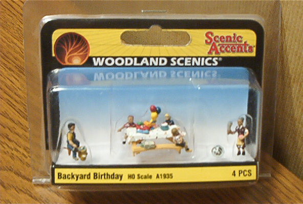 WOODLAND SCENICS BACKYARD BIRTHDAY  HO SCALE FIGURES