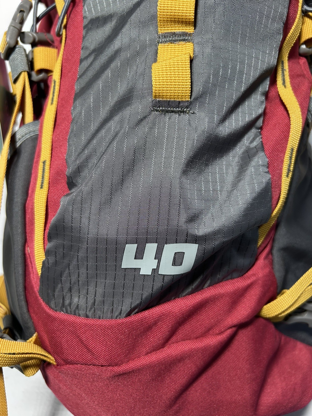 Magellan 40 L Hydration Pack Backpack Outdoor New with tags