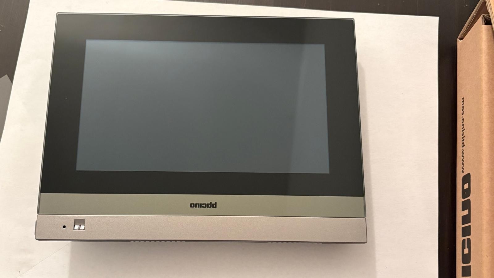 Hometouch BTicino 3488