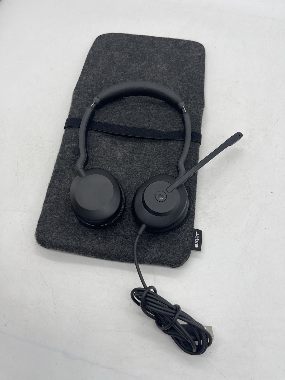 Jabra Evolve2 30 SE Wired Stereo Headset with Mic, Noise Cancellation, USB