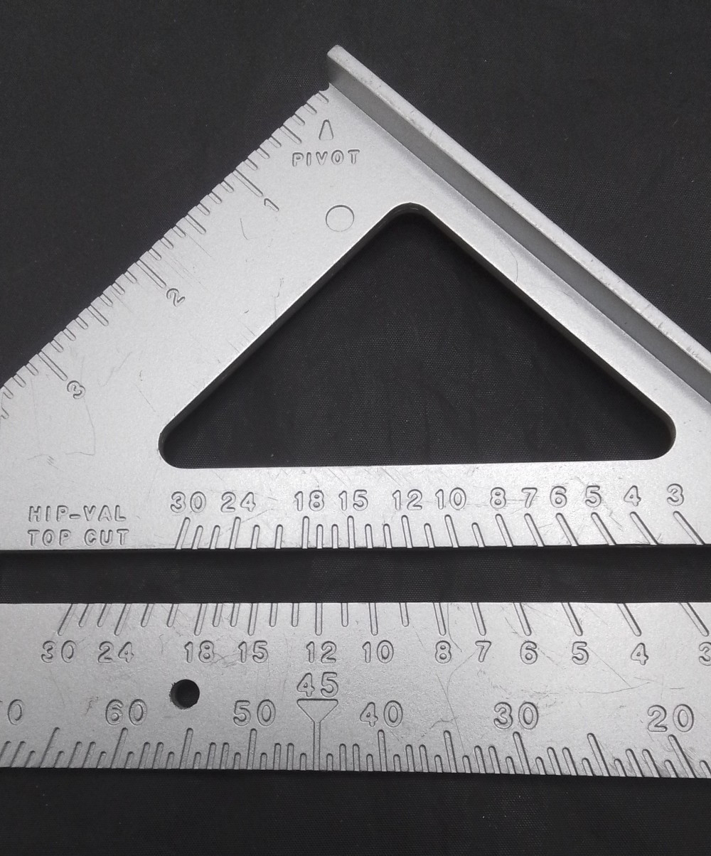 STANLEY 7'' Quick Square Layout Tool – Durable for Carpentry & Framing