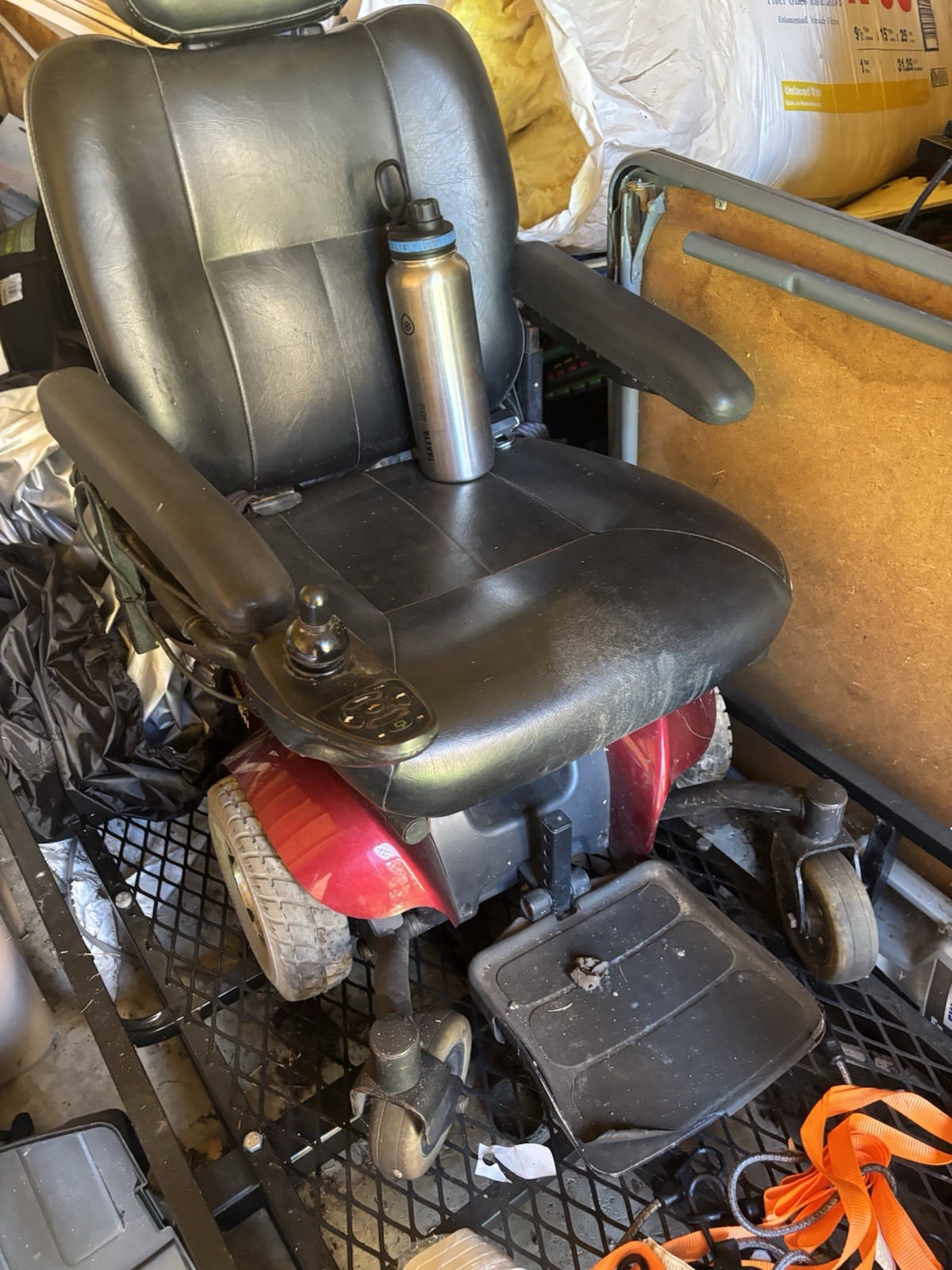 Jazzy Powerchair Electric 4-Wheel Black Red Padded Armrest Indoor Use