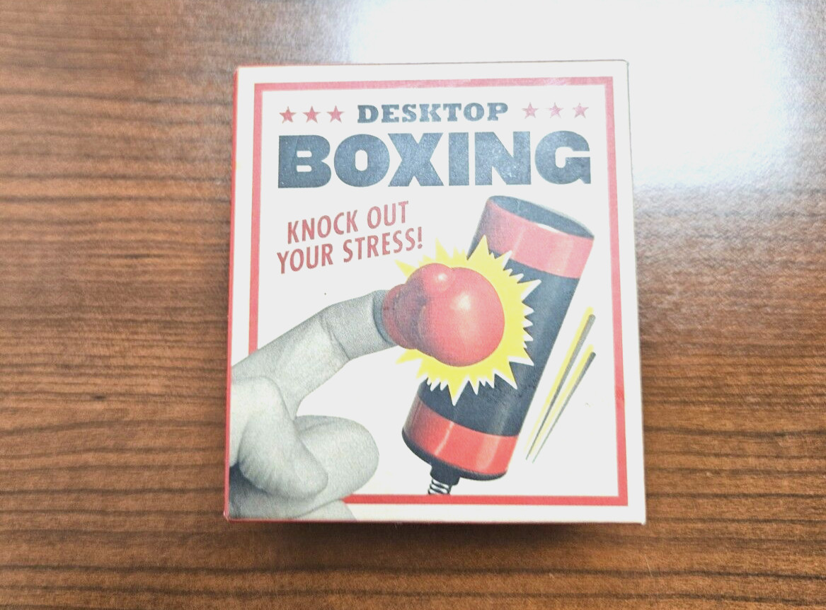 RP Minis Ser.: Desktop Boxing : Knock Out Your Stress! by Running Press...
