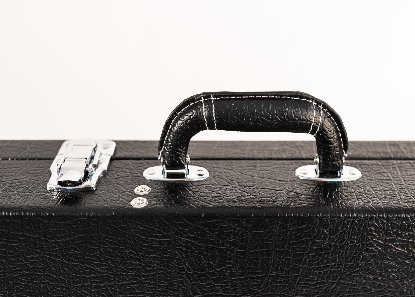 Hard-Shell Electric Bass Case (Black)