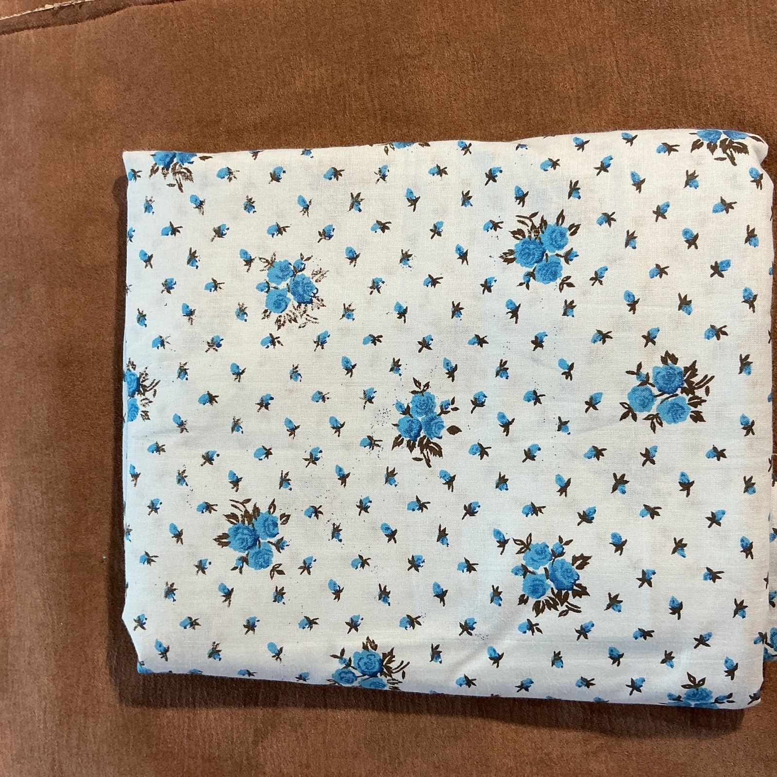 Cotton Fabric Quilting Micro Floral Ditzy VTG Blue Flowers 42” / BTY