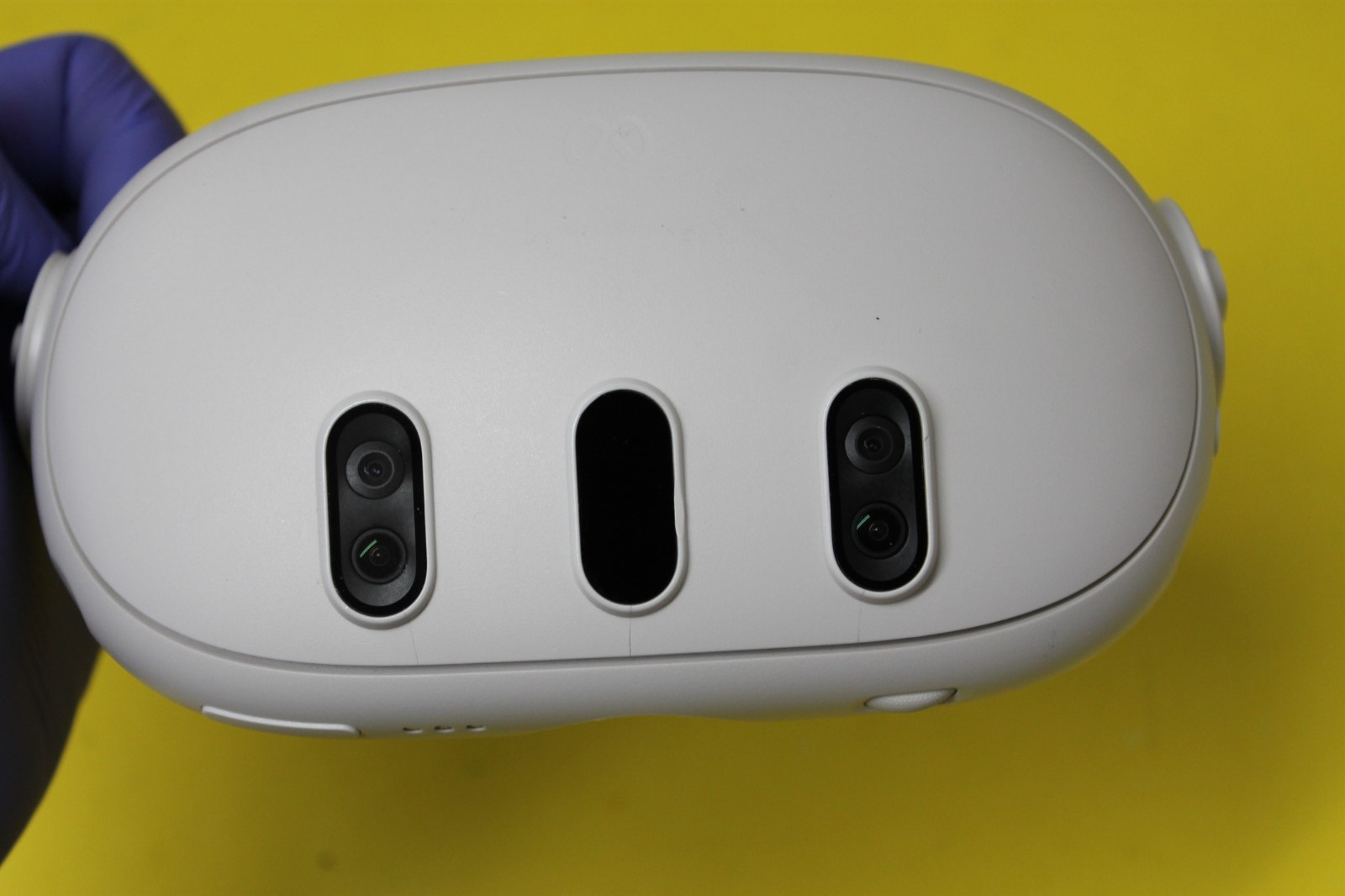 READ- Meta Quest 3 128GB VR Headset Only (No Controllers) Works Great!!!