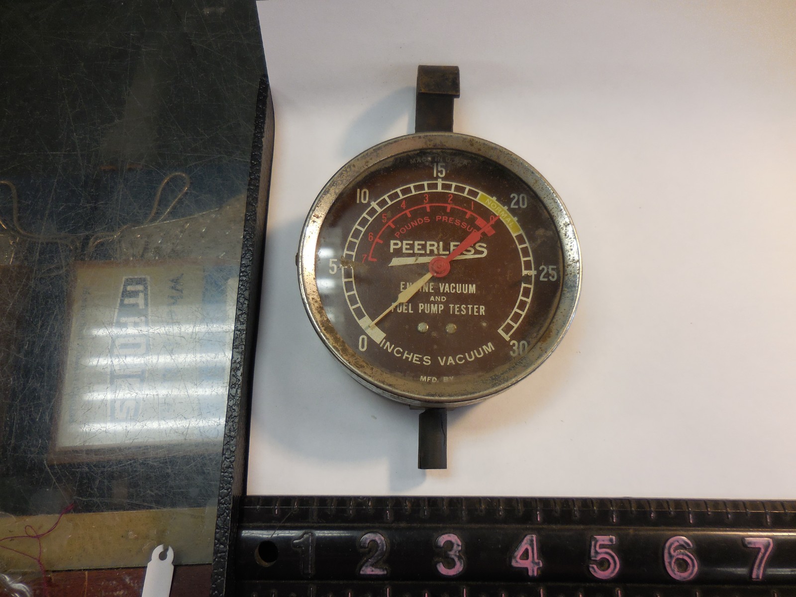 Vintage Peerless Engine Vacuum / Fuel Pump Tester
