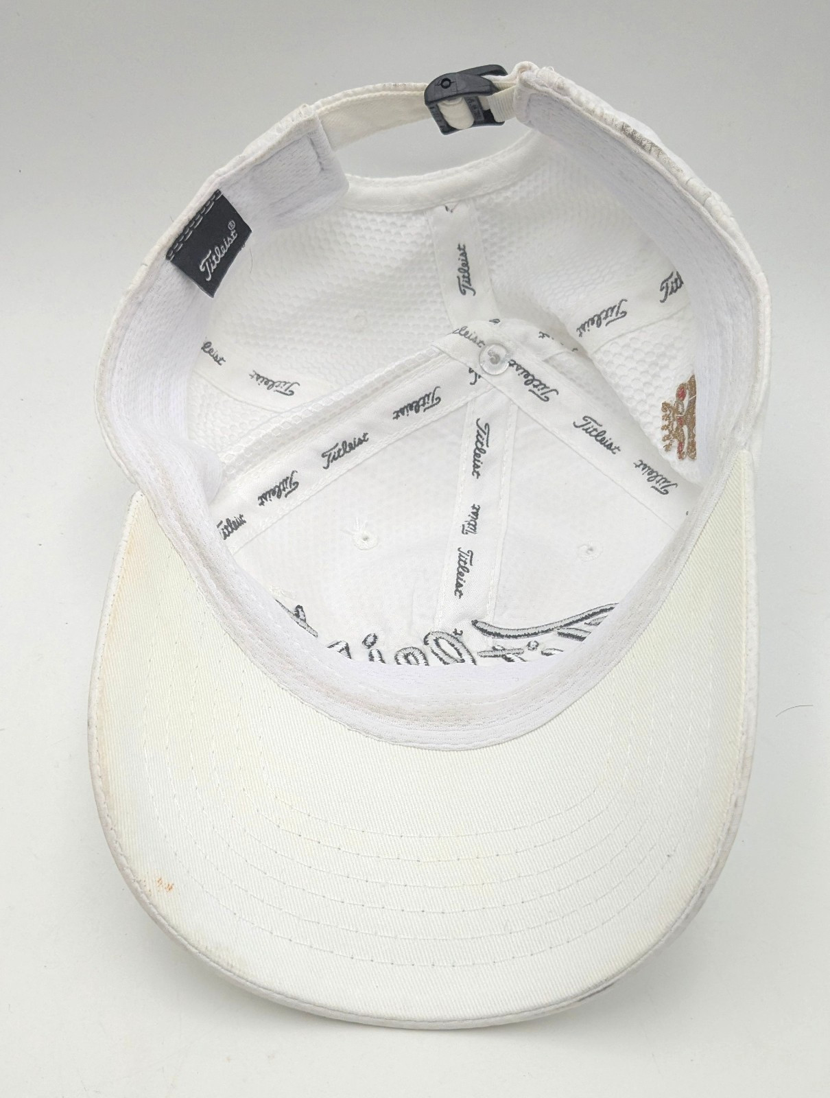 TITLEIST Golf Hat Cap WHITE Strapback Embroidered Logo Ft Lauderdale CC
