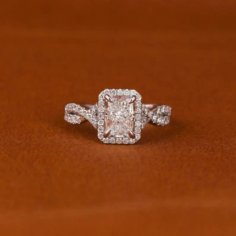 Lab-Created 2.50 Ct Radiant Cut VVS1 Diamond Wedding Ring 14K White Gold Finish