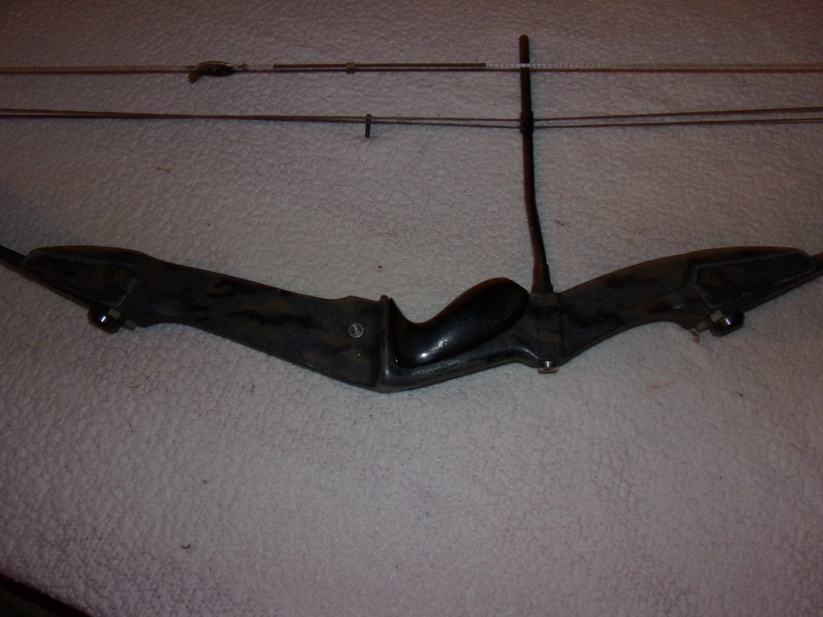 Hoyt Pro Vantage Tracer RAMBO III Compound Bow