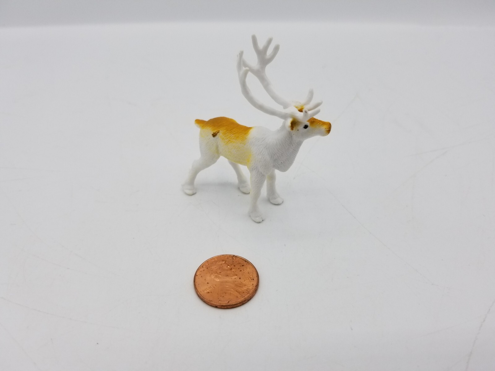 Safari Ltd REINDEER CARIBOU Animal Figure Toy Wildlife Figurine 2004 Mini Small