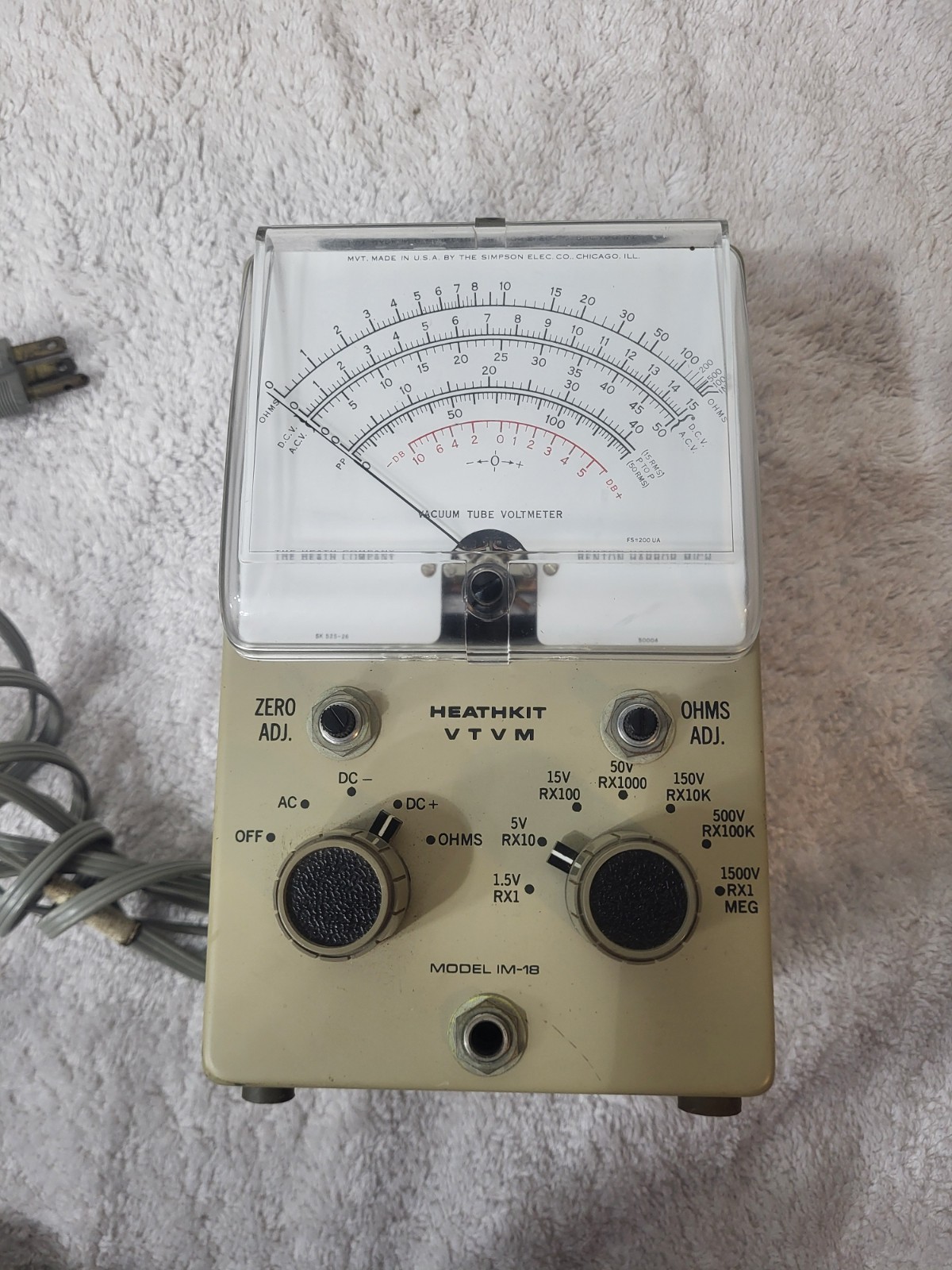Heathkit Vacuum Tube Voltmeter (VTVM) Model IM-18 - works but has issues