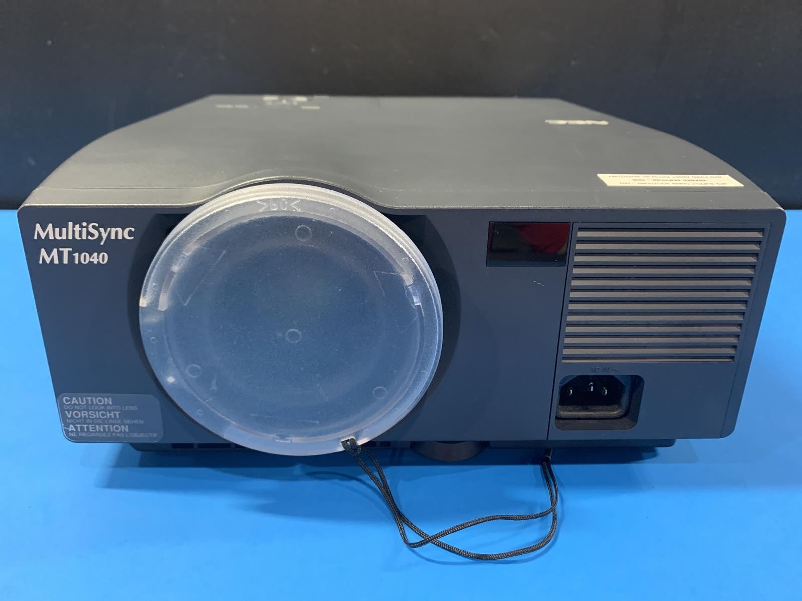 NEC MultiSync MT1040 LCD Projector W/ Power Cord Lamp Hours 977
