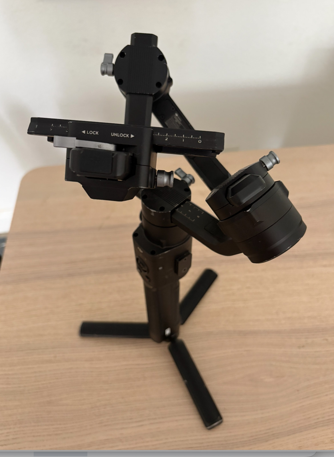 DJI Ronin S Gimbal Handheld Stabilizer