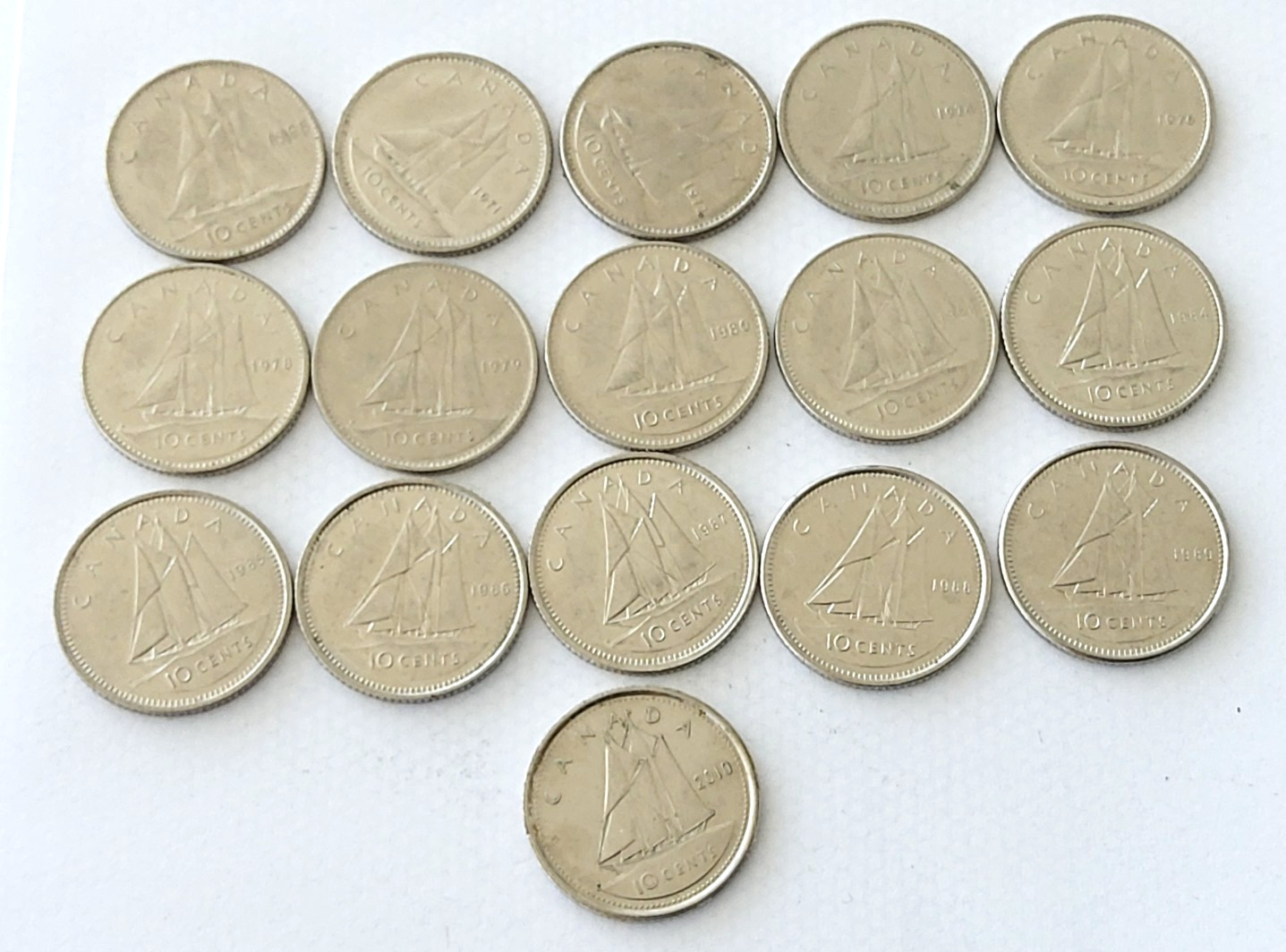 16 Canada 10 Cent Coins , nice grade, 1968 to 2010,       refde63