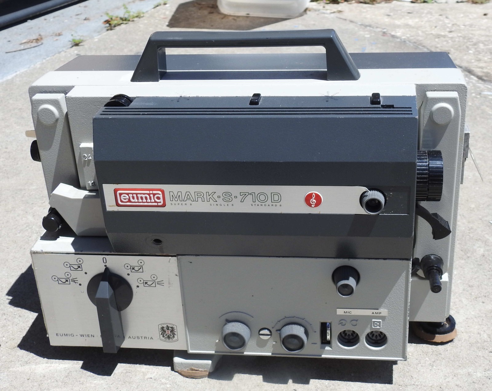 EUMIG MARK S 706 or 710D? Super 8 Single 8 Standard 8 Projector READ DESCRIPTION