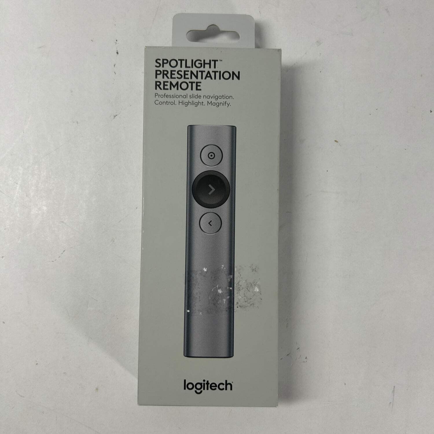 New Logitech Spotlight Presentation Remote 910-004654