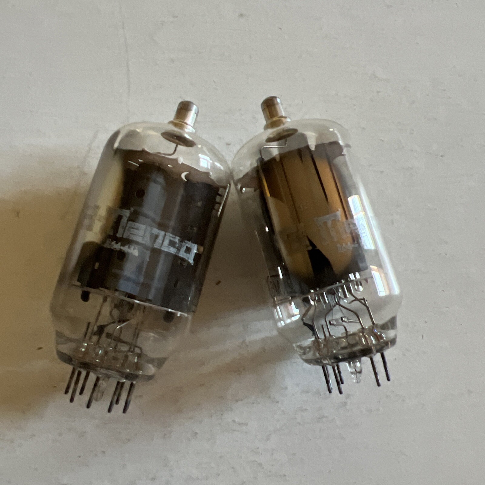 Lot of (2) ElMenco 22KM6 Electronic Tubes, NEW-Old Stock el Menco Japan Tu6