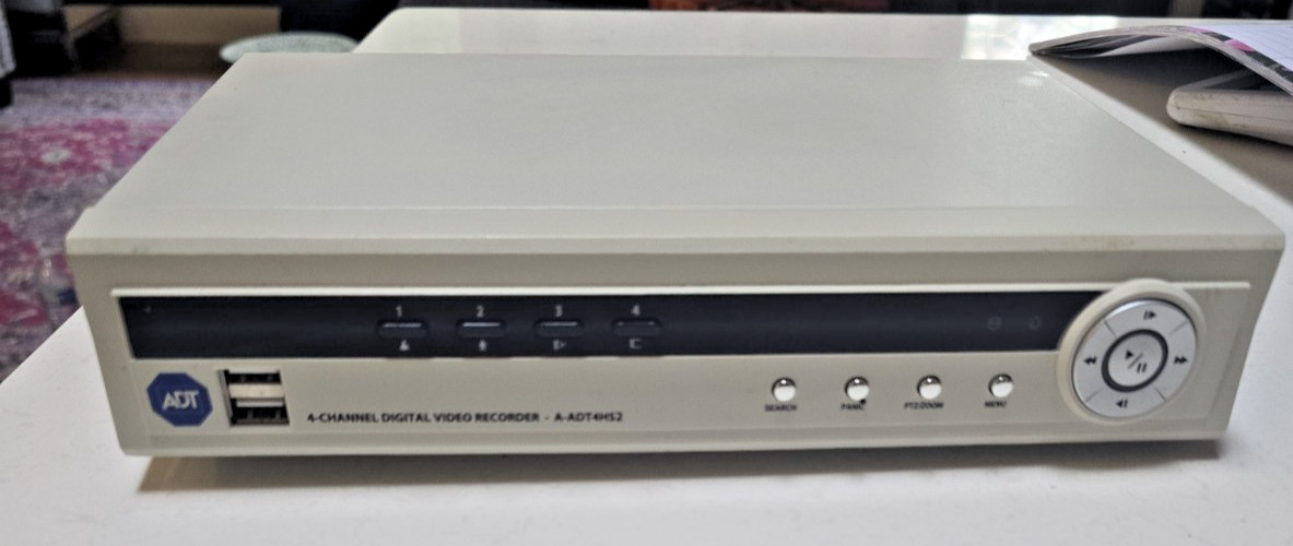 ADT 4-Channel Security DVR Digital Video Recorder 500GB (A-ADT4HS2-500) - Unit O