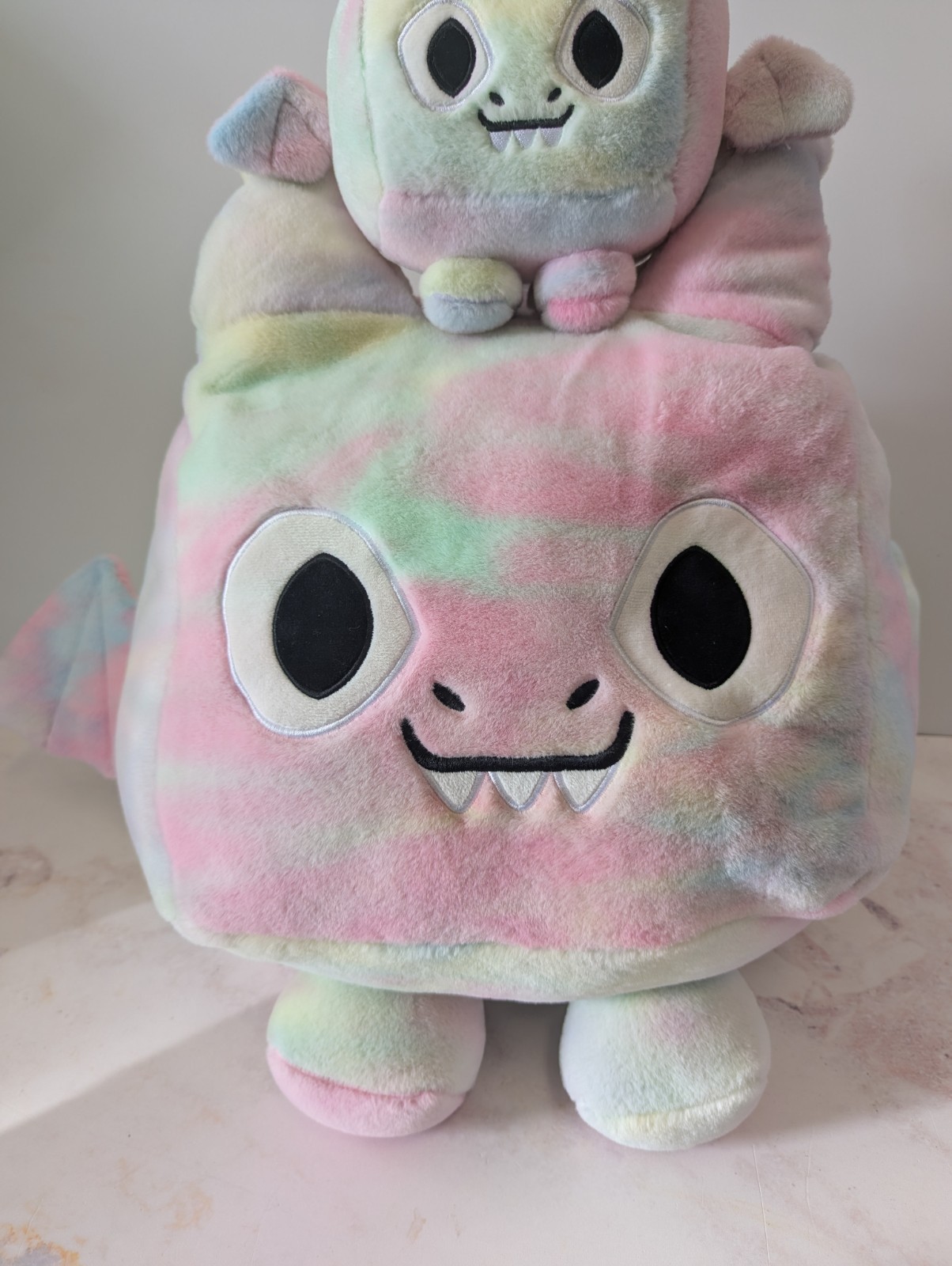 Titanic Tie Dye Dragon Plush (NO CODE) Pet Simulator Big Games Roblox