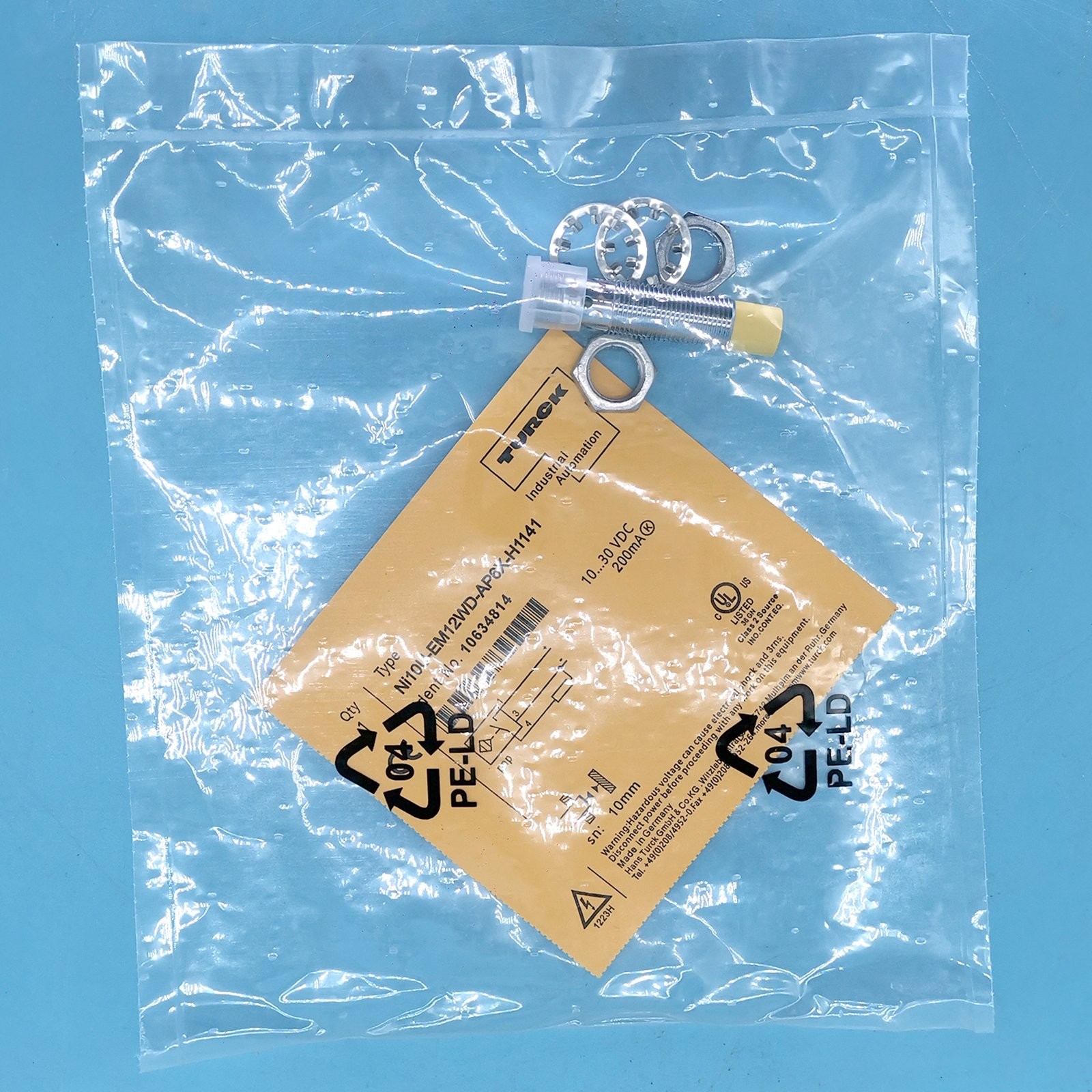 1piece new TURCK Ni10U-EM12WD-AP6X-H1141 1634814 Proximity switch Free shipping