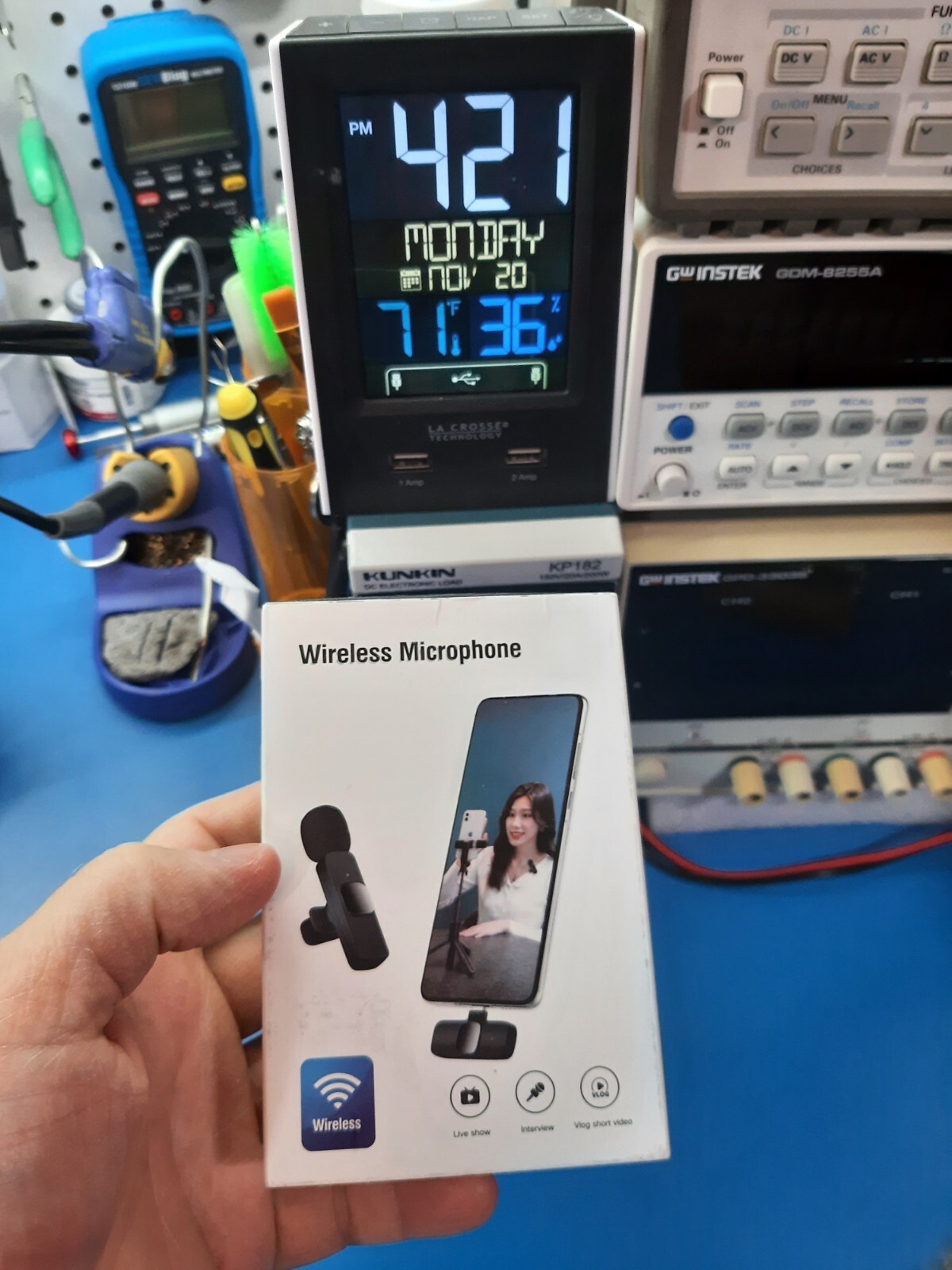 PQRQP Wireless Lavalier Microphone for iPhone (USB-C charging) NEW Open Box