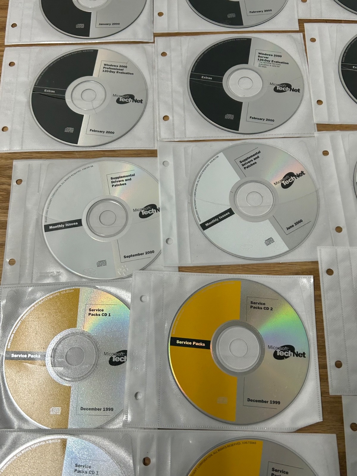Microsoft TechNet Bundle 1999 2000 Utilities Extras Monthly Issues Service Packs
