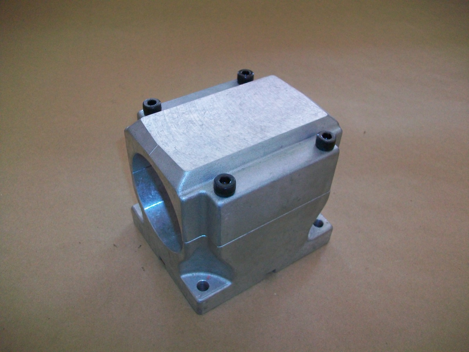 Sugino Drill / Tapper Mounting Block 2 7/8" BORE NEW