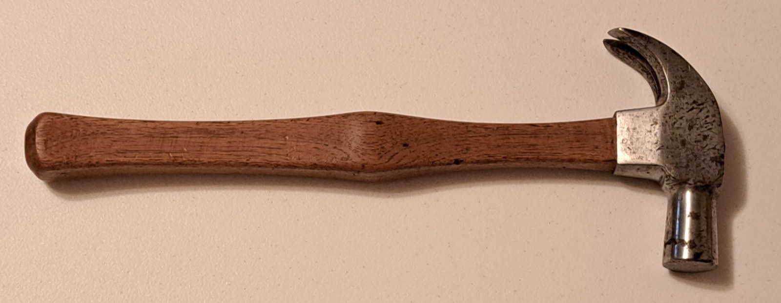 Rare Antique 13 1/4 inch Oak Handle Carpentry Woodworking Claw Hammer Unbranded