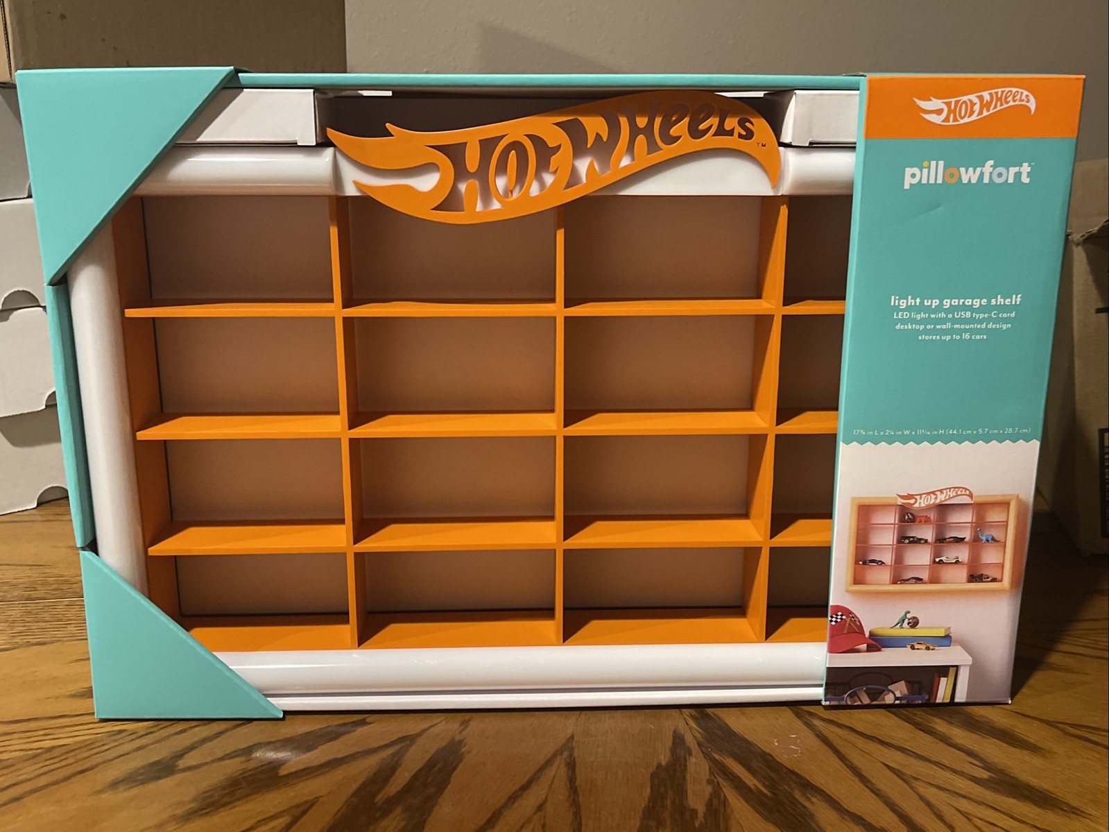 🔥Hot Wheels Retro LED Light Up Wall Car Display By Pillowfort FAST SHIP🔥