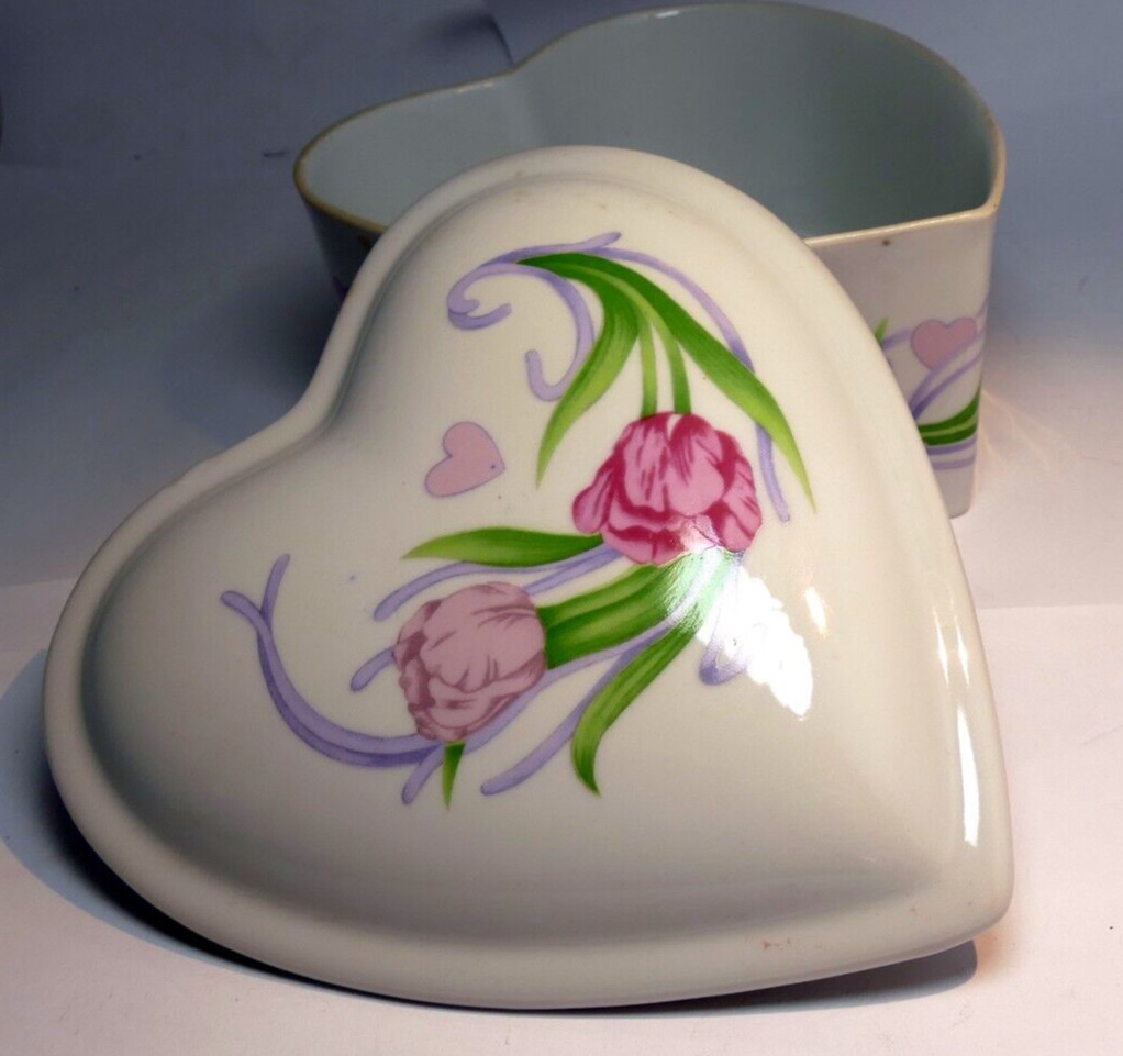 FTD  Heart Floral Planter  "Especially for You"  heart shaped tulips 6X6"