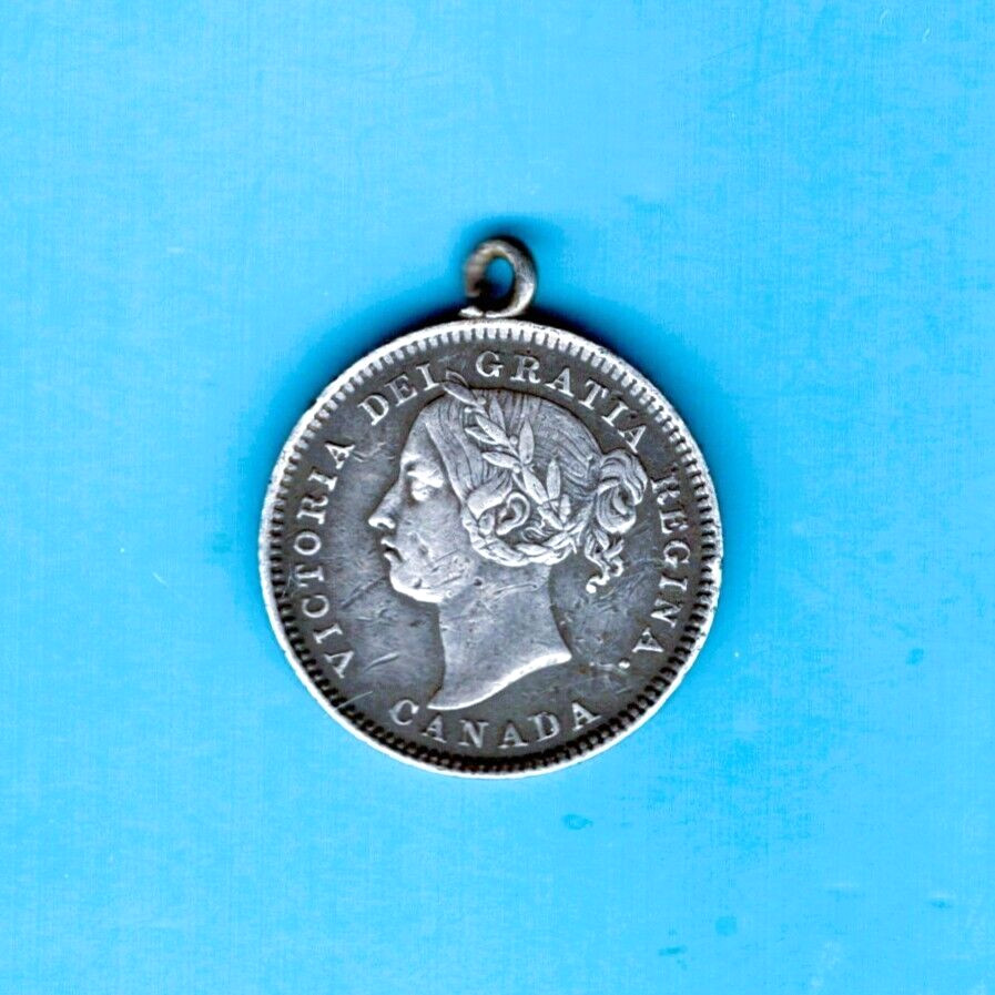BEAUTIFUL HISTORICAL LATE 1800'S QV SILVER 5 CENTS "EDYTHE" LOOPED LOVE TOKEN