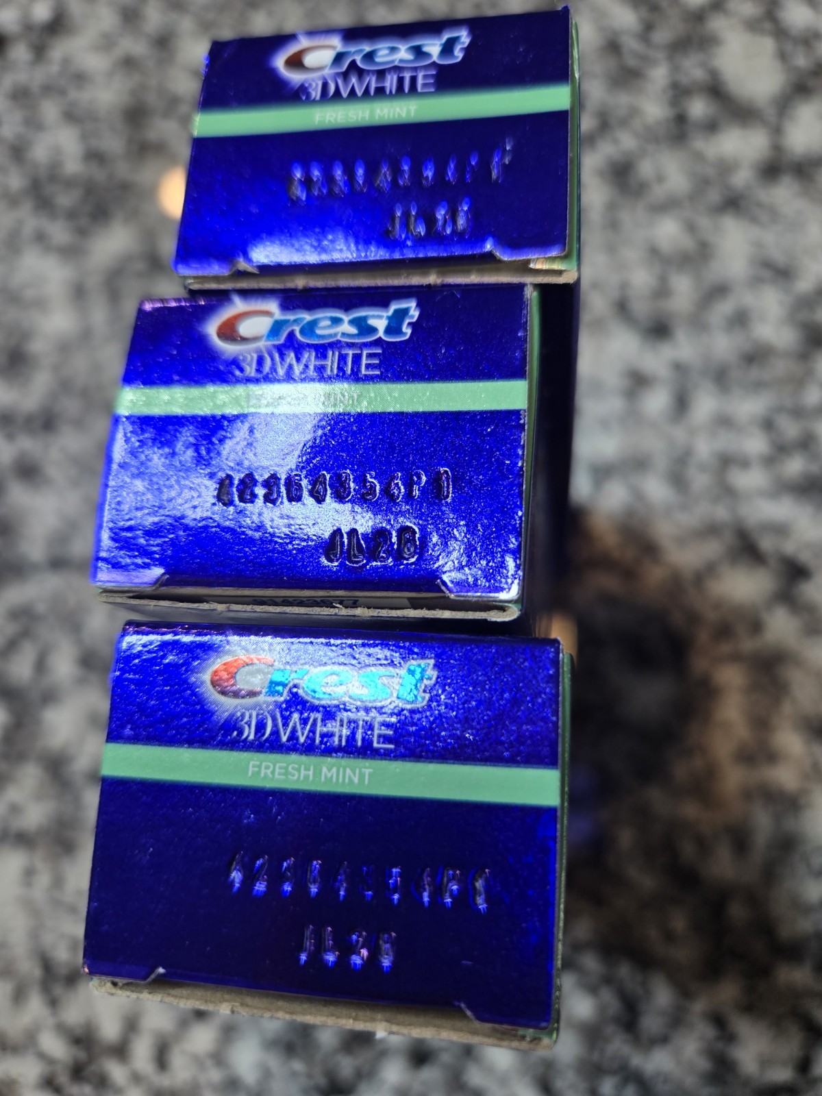 3 x Crest 3D White Toothpaste Stain Eraser Fresh Mint 2.3 Oz ea