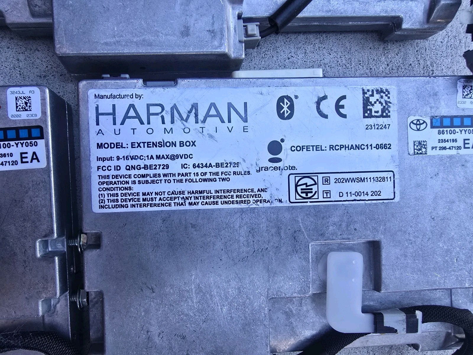 Toyota OEM Harman Kardon lot of (06) 86100-YY050 & YY060 GPS Extension Boxes