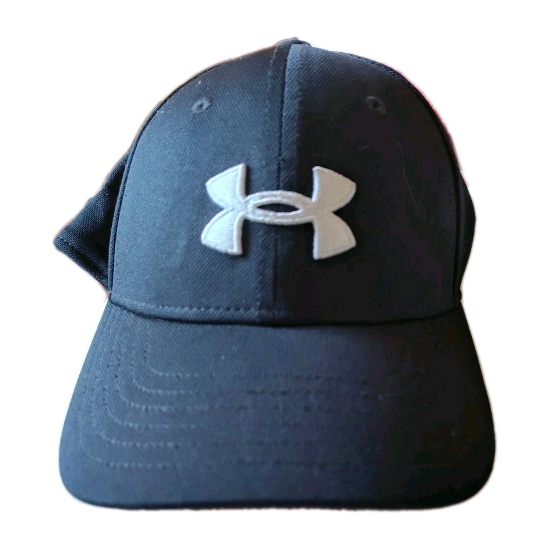 Under Armour Hat Cap Youth Boys Fitted Size Small-Medium Embroidered Logo