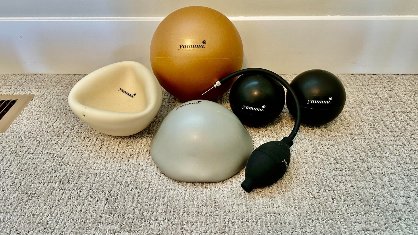 Yamuna Body Rolling Balls Set and Pump - Physical Therapy Excellent Condition