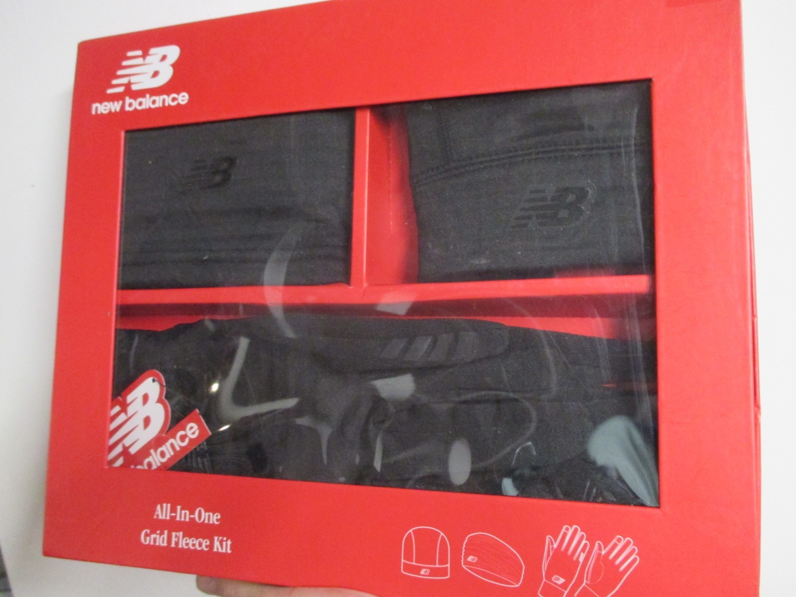 NEW BALANCE ALL IN ONE RUNNING HAT NECK TUBE & GLOVES SET (L/XL GLOVES) NWT BLK