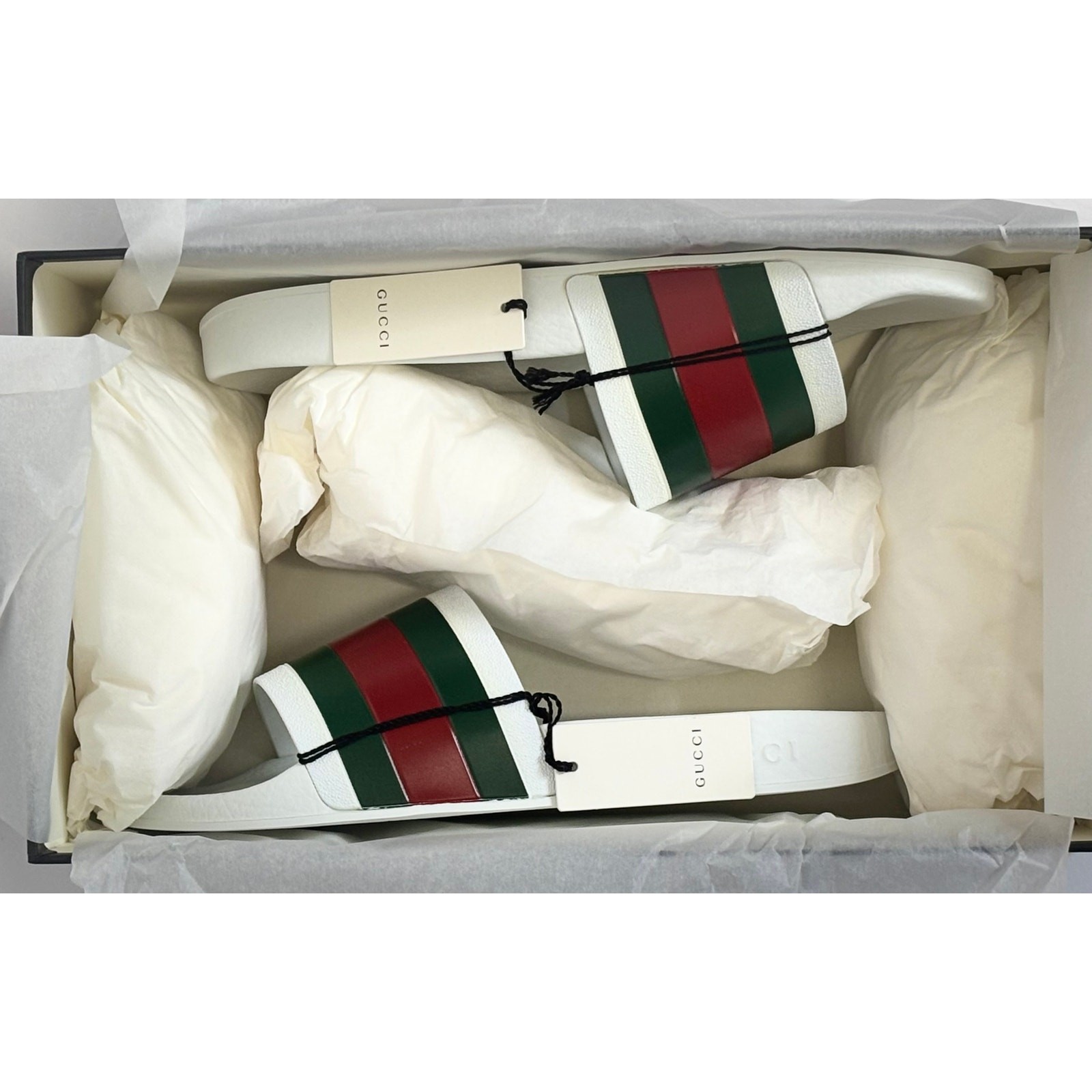 NEW IN BOX GUCCI PURSUIT POOL SLIDE SANDALS MENS WHITE SIZE 7 (US 7.5) MSRP $210