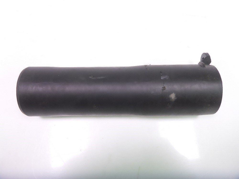 15 Yamaha FZ 07 Right Fork Tube Cover